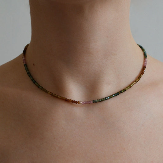 Naszyjnik z fasetowanym turmalinem