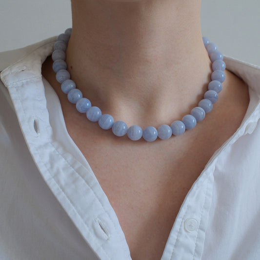 Naszyjnik z niebieskim agatem