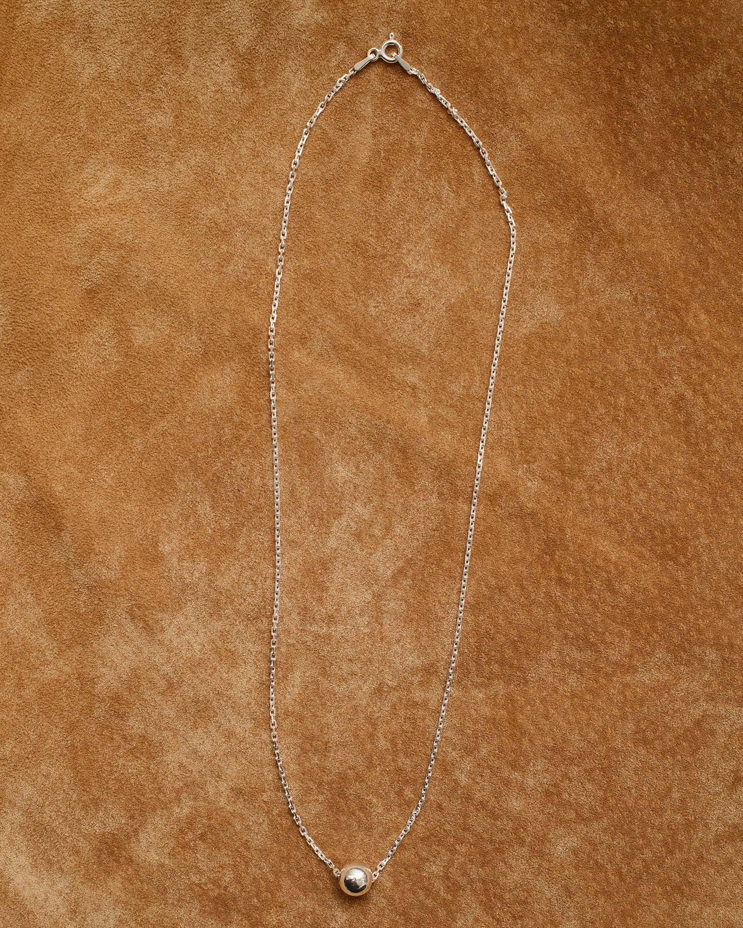 łańcuszek srebrny z kulką