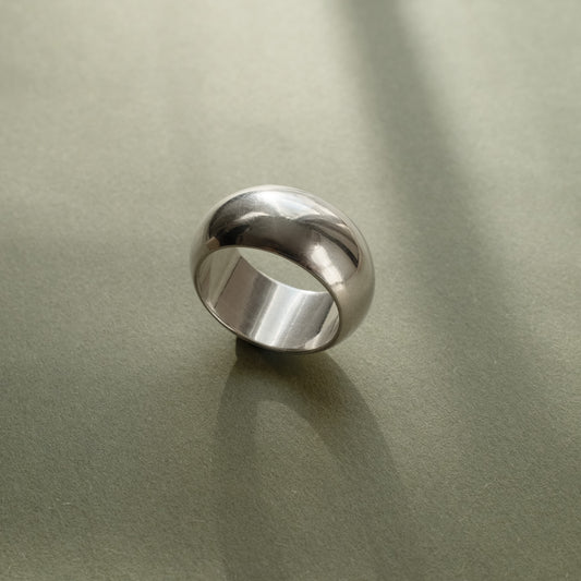 półokrągła obrączka srebrna