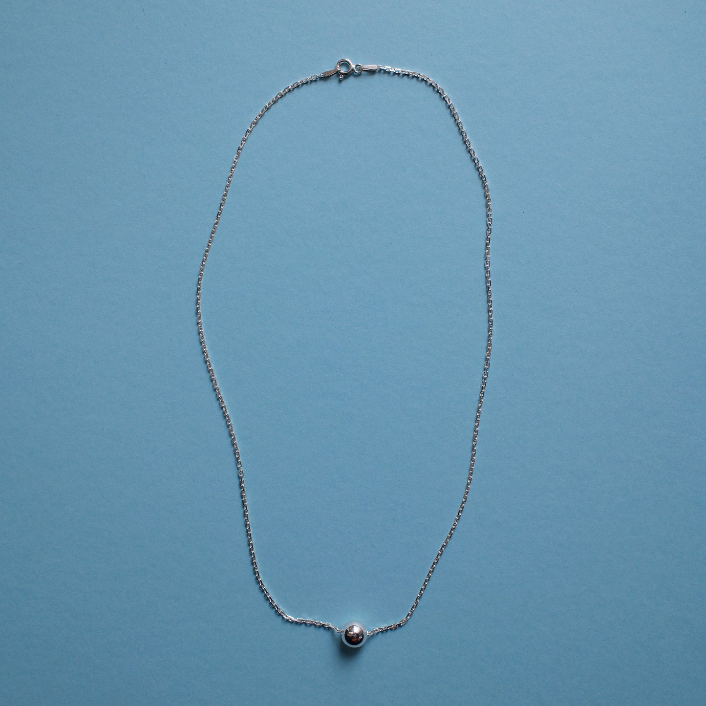 Srebrny naszyjnik z kulką